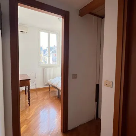 Daeiouz Ii * Milan